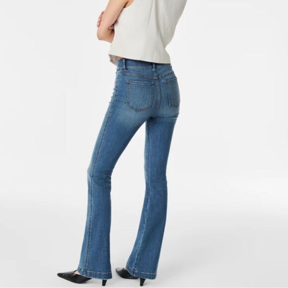 Spanx Flare Jeans‎ VINTAGE INDIGO Size L NWT in packaging - Picture 2 of 10